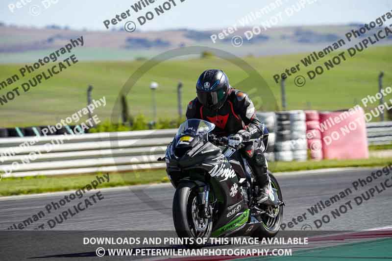 Circuito de Navarra;Spain;event digital images;motorbikes;no limits;peter wileman photography;trackday;trackday digital images